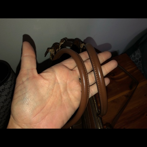 TRADED - Picture 2 of 3